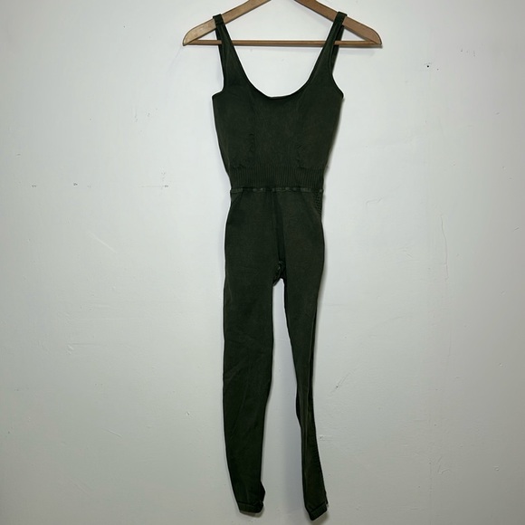 FP Movement Free People Good Karma Onesie Green XS/S NWOT - Picture 8 of 9